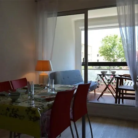 شقة Studio Cap D'agde, 1 Piece, 6 Personnes - Fr-1-249-257 آجد