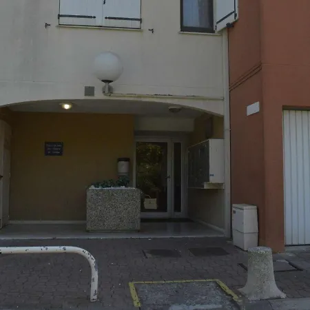 Studio Cap D'agde, 1 Piece, 6 Personnes - Fr-1-249-257 آجد